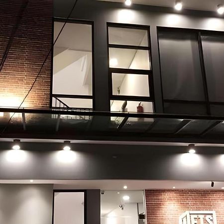 Weis Hotel Simpang Lima 三宝垄 外观 照片